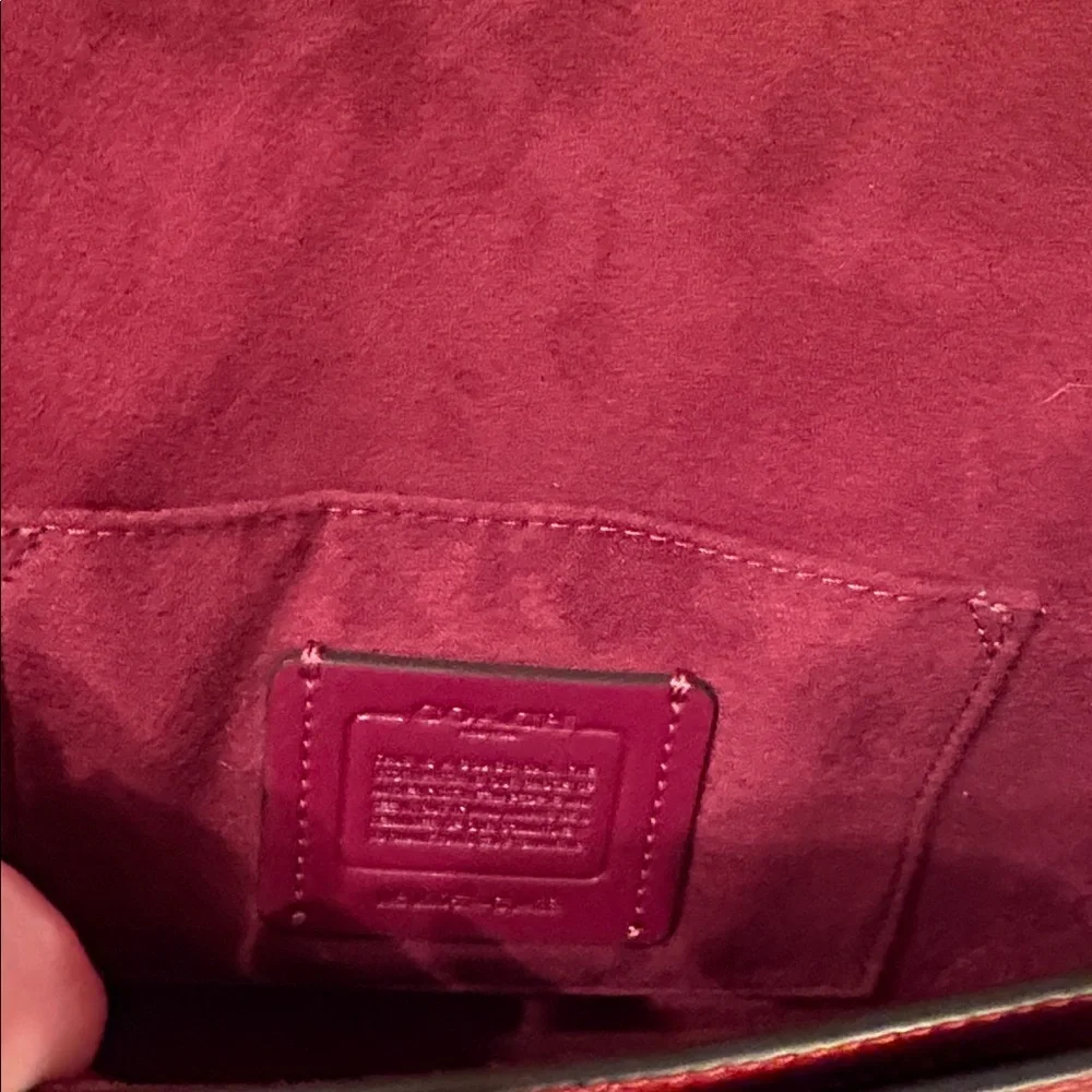 Coach Ellen Red and Cream Crossbody Bag NWOT - Picture 9 of 11